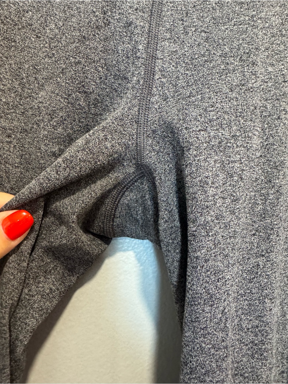 Athleta Salutation Stash Pocket II 7/8 Tight in Grey Size Small - Picture 6 of 8